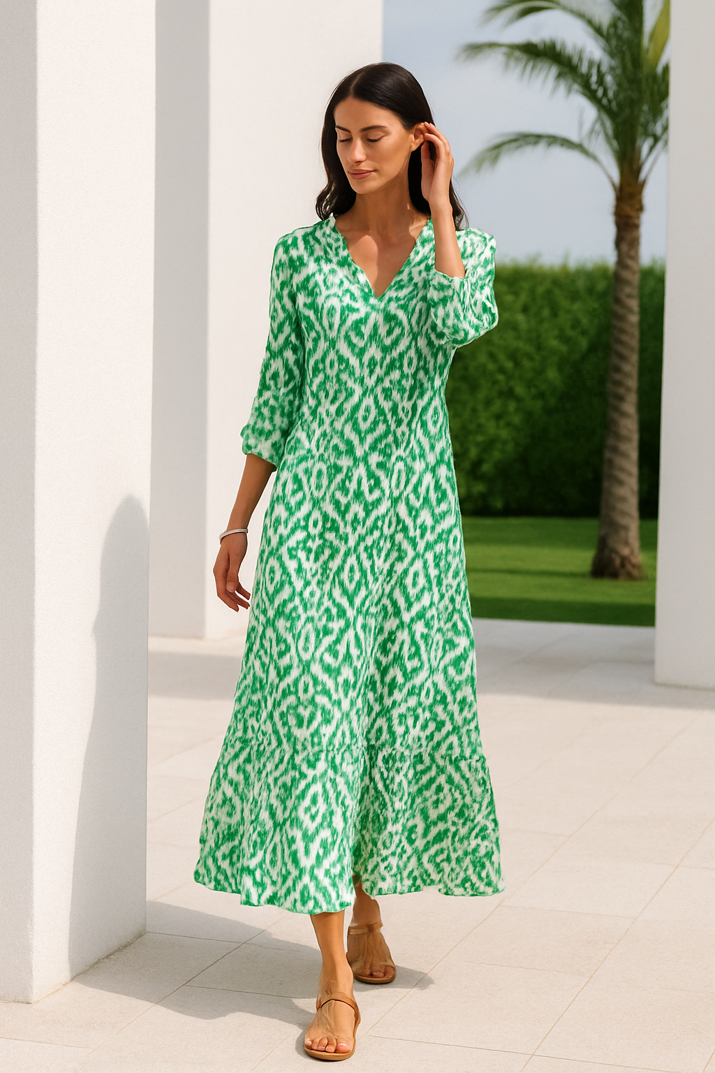 Damernas Sommarklänning med V-hals och Halvmuddar 1