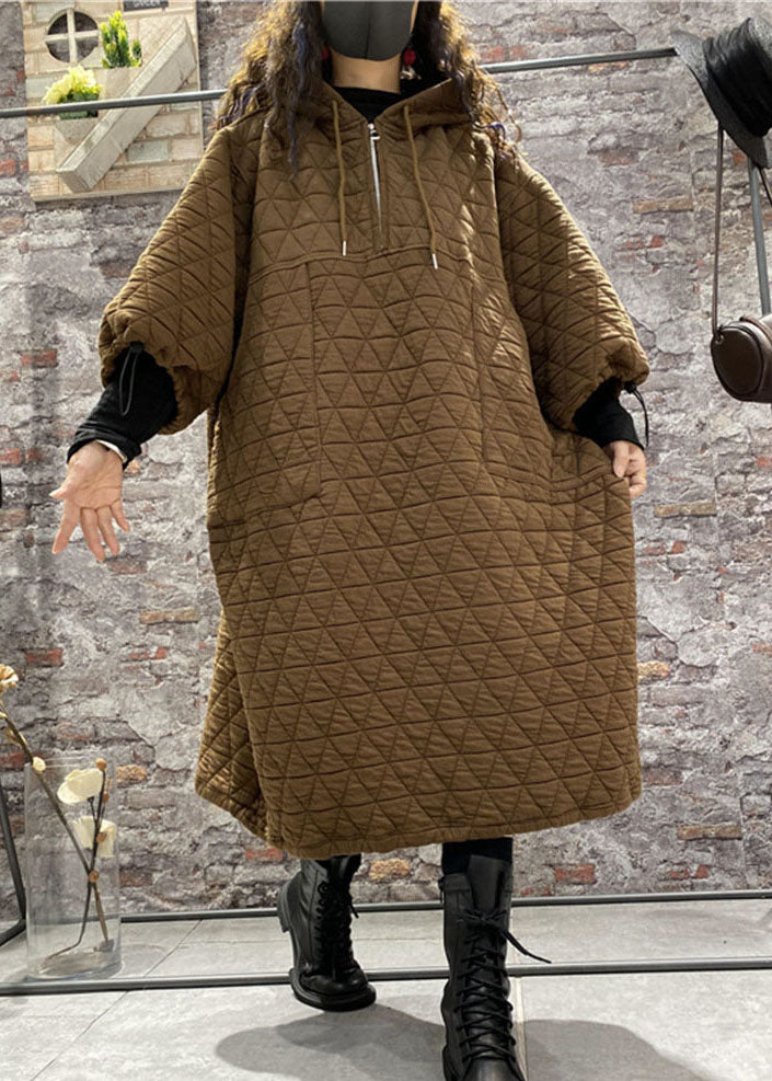 Damklänning med dragsko och kaffehuva 1