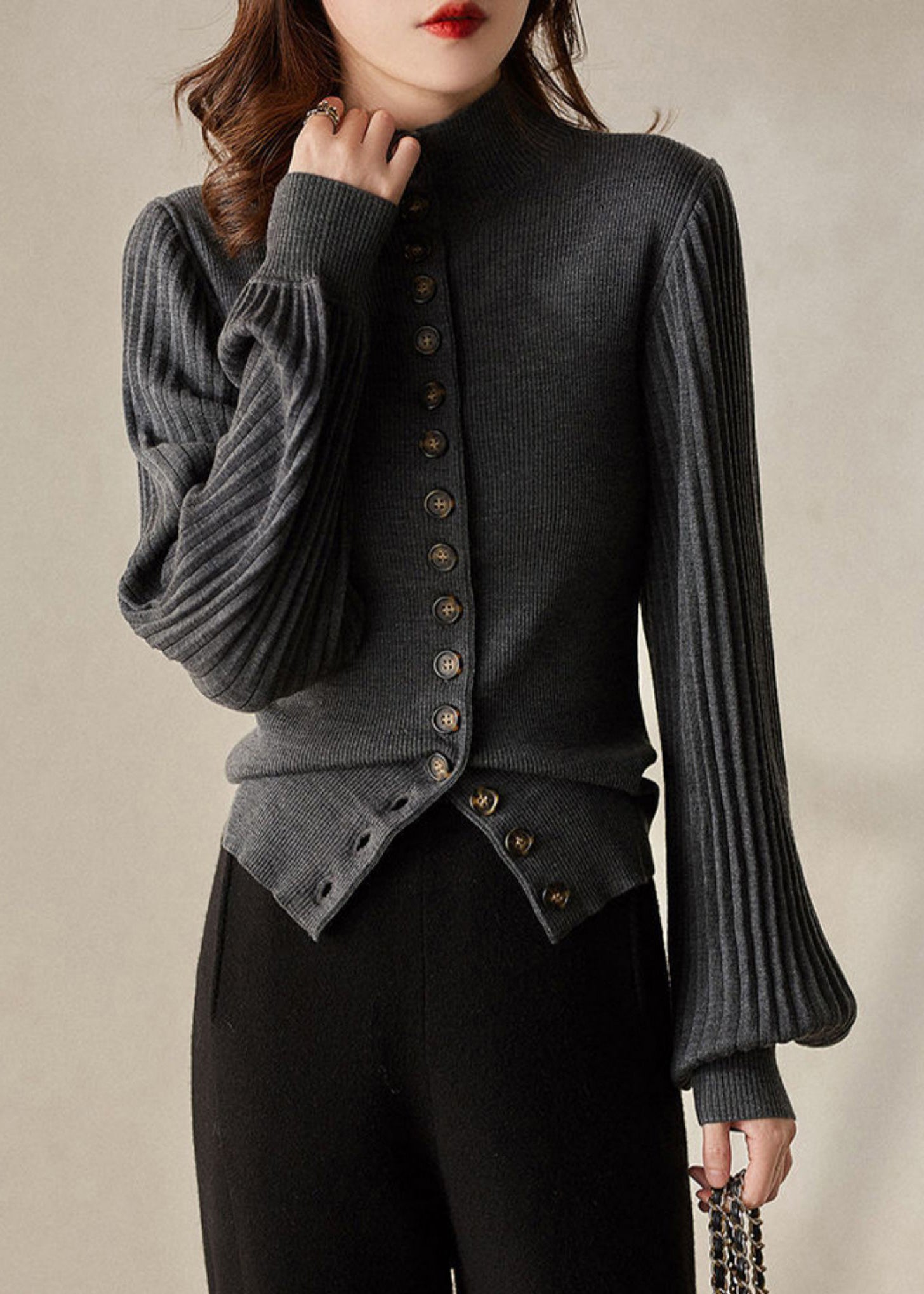 Grå Stickad Topp med Ståkrage och Lanternärm 2