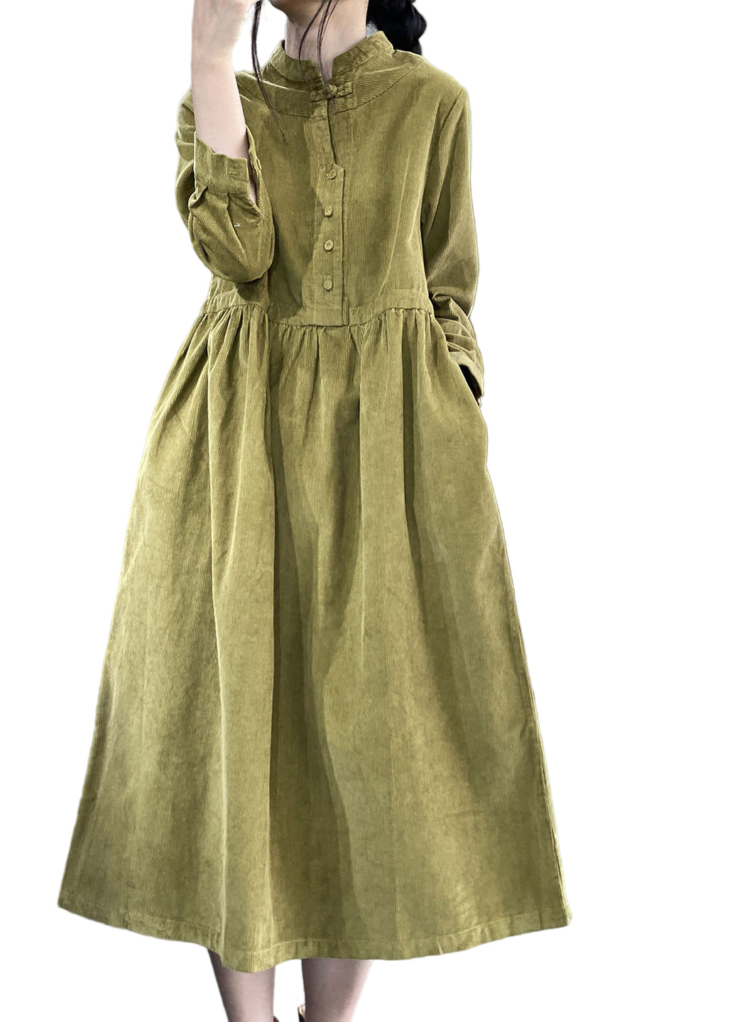 Kvinno Klänning i Kordfløyel med Ståkrage och Patchwork 0