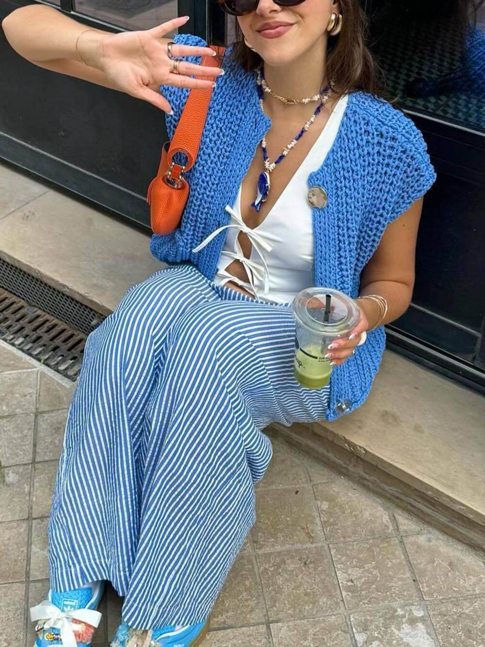 Kvinnors Ärmlös Cropped Cardigan med Fickor 5