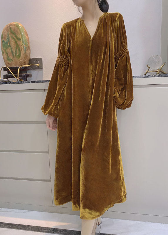 Kvinnors Klänning med Puffärmar och Fickor i Velour 2