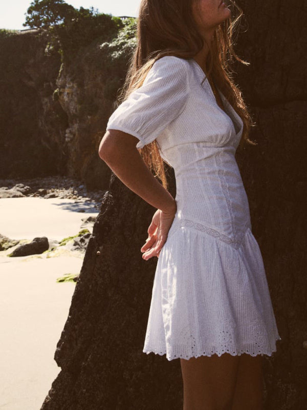 Kvinnors Mini Klänning V-ringad Fluffiga Ärmar Broderad Polyester/Bomull 2