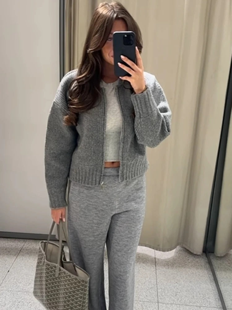 Långärmad tröja med dragkedja för kvinnor