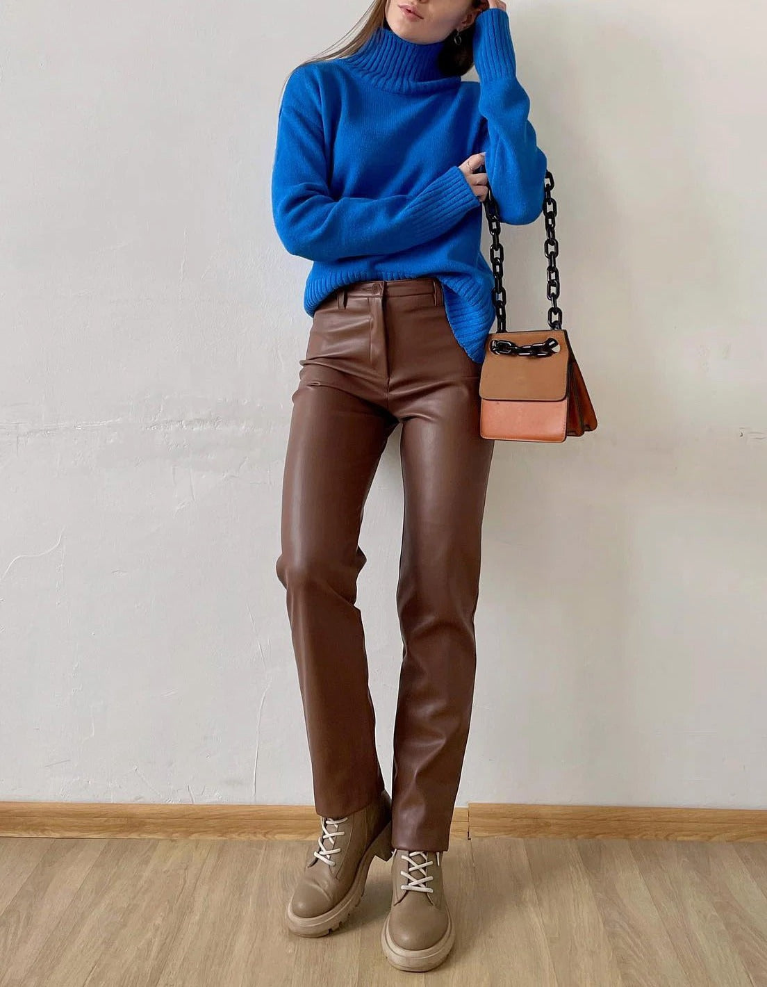 Klassiska Läderstil byxor för kvinnor