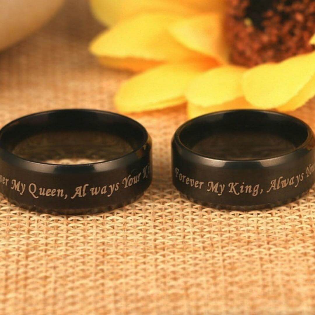 Svart par löftesring