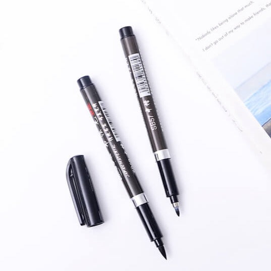 Pensel Kalligrafi Penna