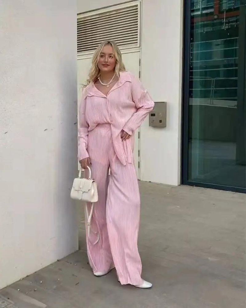 Elegant plisserad duo för kvinnor