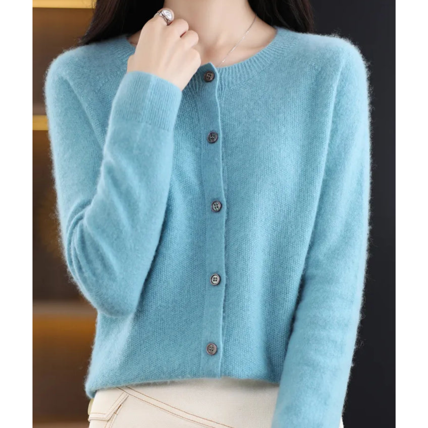 Variant image for Dam O-hals Cardigan i 100% Ull-49