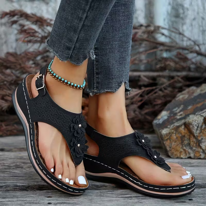 Strand sandaler med tofsar