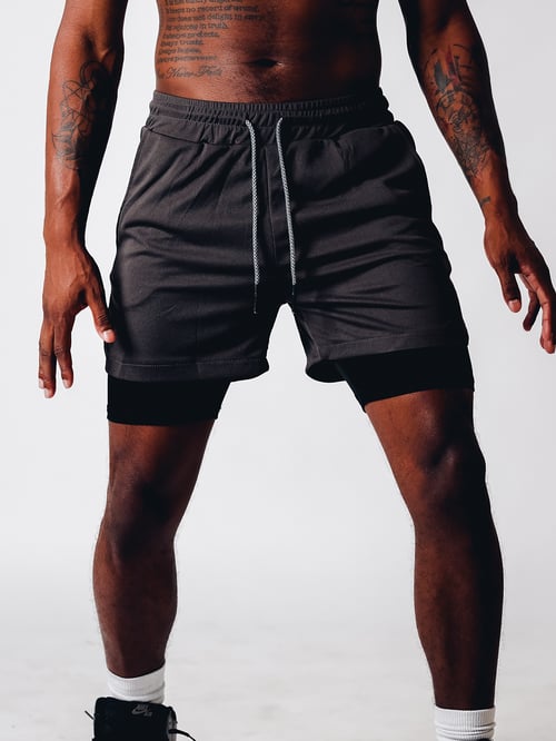 Herrar Sportshorts 2-i-1 Fuktdränerande Polyester 2