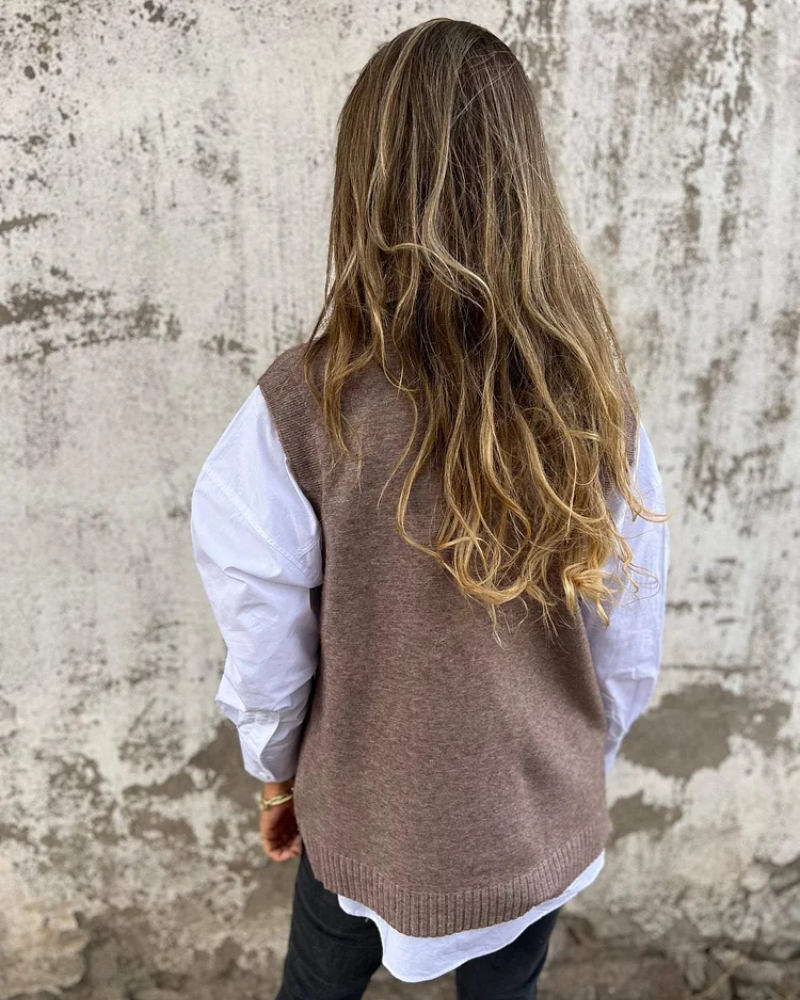 Dam Knit Sweater Vest V-ringad Design 3