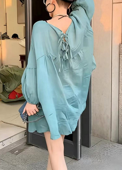 Dam Oversized Skjorta med O-ringad Hals och Spetsdetaljer 4