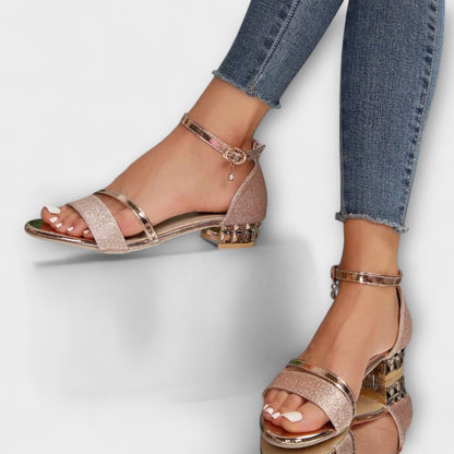 Dam Sandaler med Guldaccenter Justerbara Remmar 2