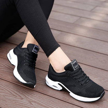 Dam Sneakers Sportig Design 3