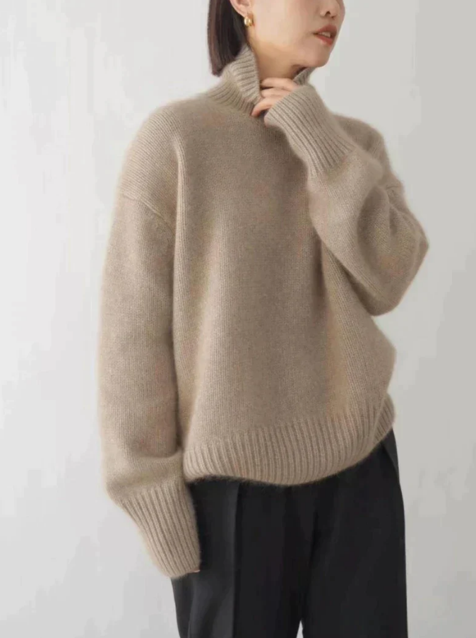 Dam Turtleneck Tröja i Kasjmir för Kalla Dagar 2