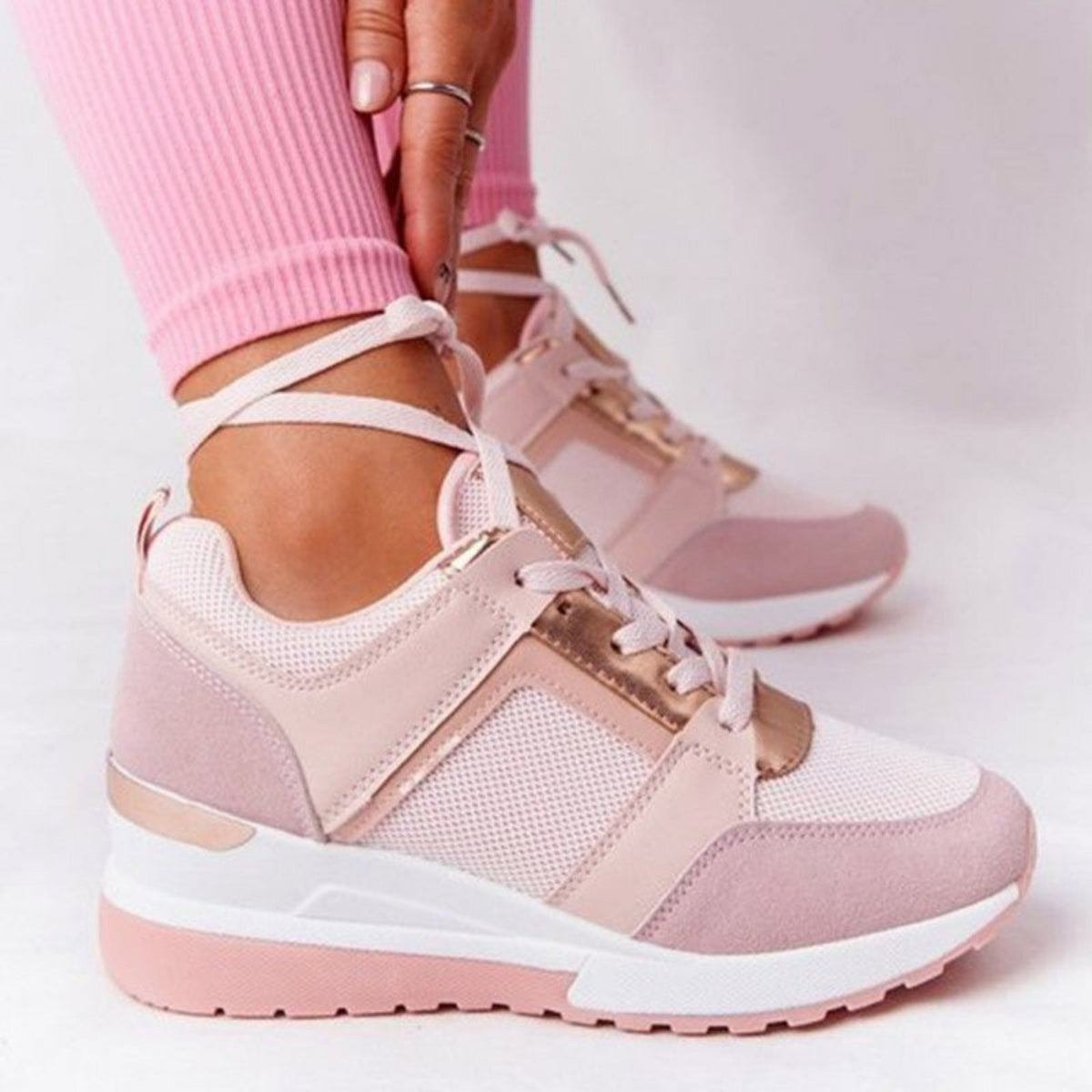 Dam Wedge Sneakers Chic 1