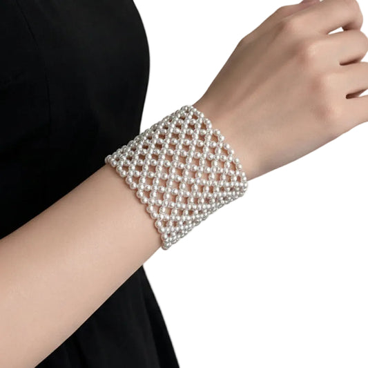 Damarmband med pärlbroderi och vävd design 0