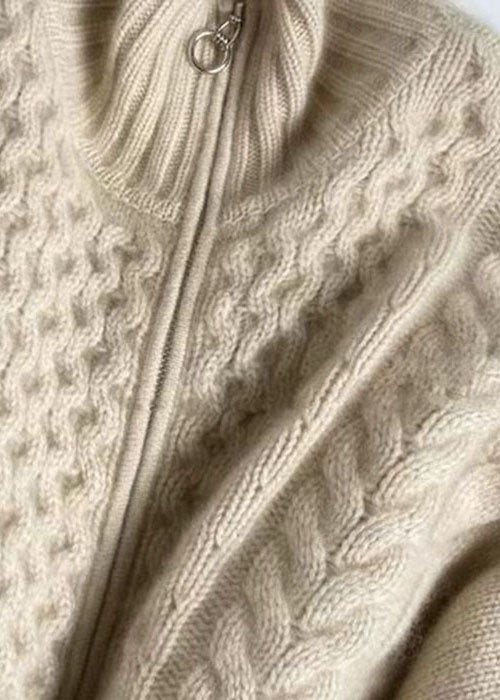 Damens Kappa i Beige med Dragkedja och Stickad Design 4
