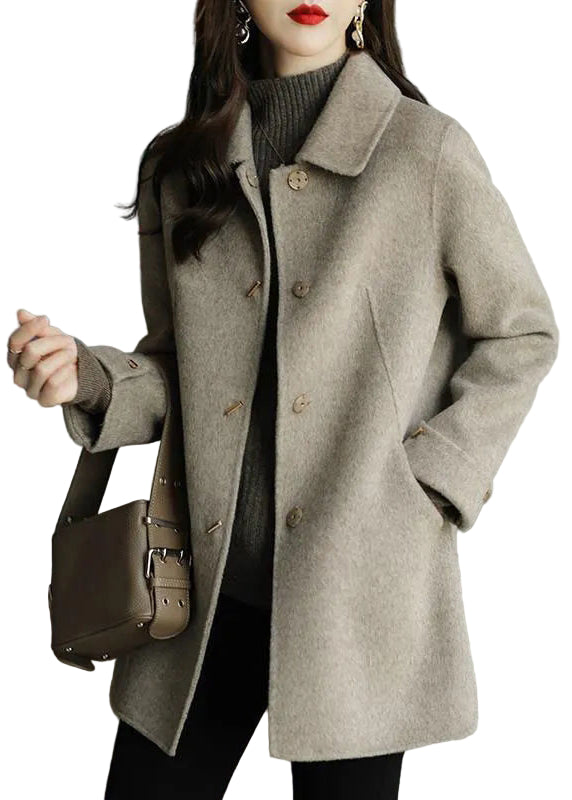 Damer Oversized Kappa med Knappstängning i Ull 0