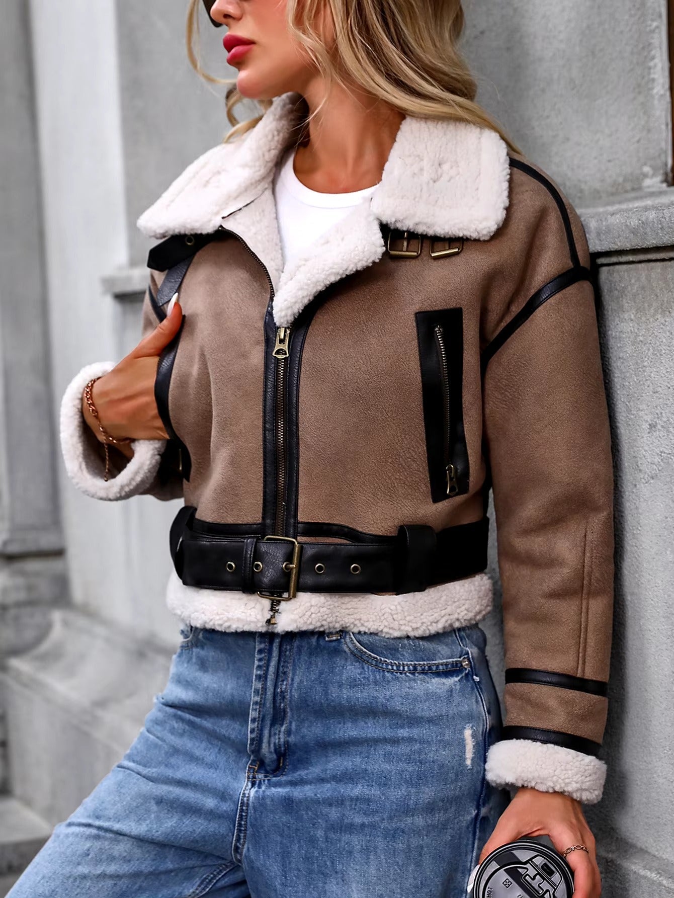 Damernas Beskurna Sherparock med Vintage Detaljer 3