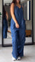 Damernas Denim Jumpsuit med V-hals och Rygglös Design 3