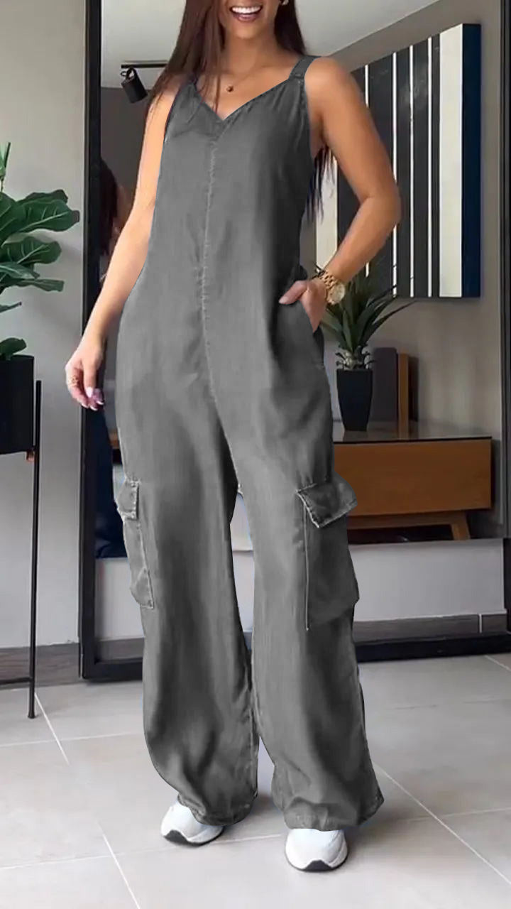 Damernas Denim Jumpsuit med V-hals och Rygglös Design 8