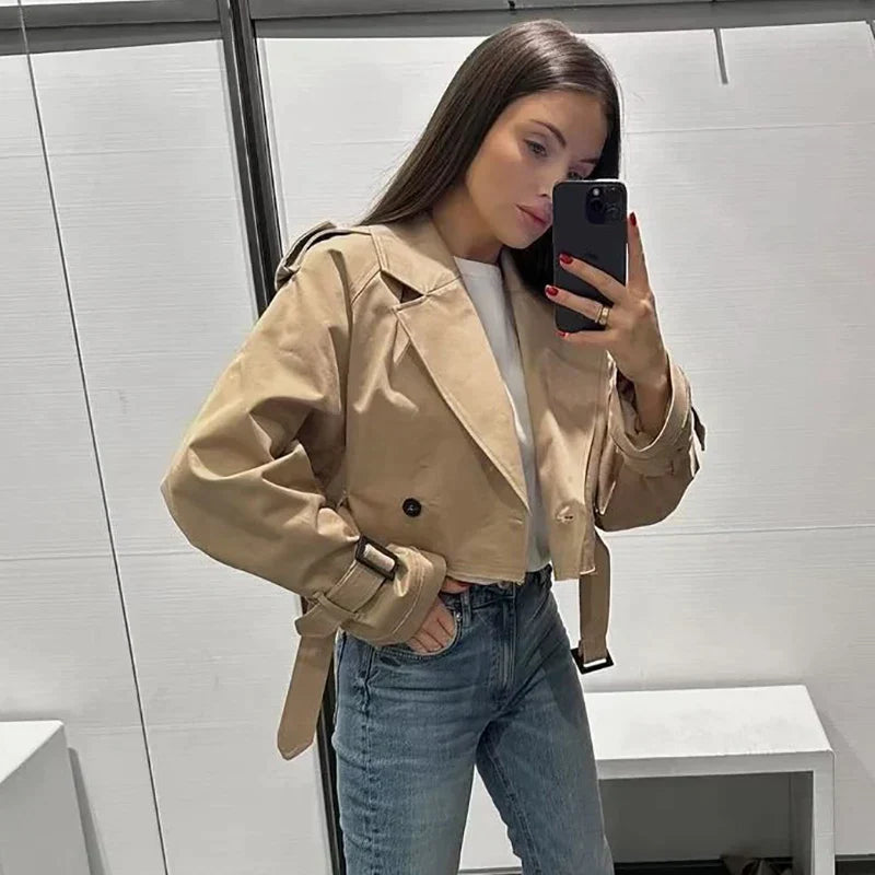 Damernas Trenchcoat i Klassisk Stil 1