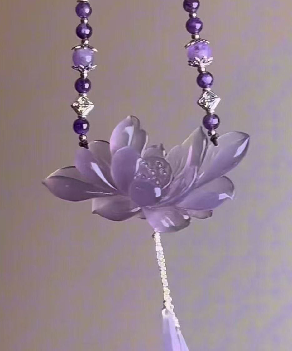 Damhalsband med Lotus- och Pärldetalj Retro Stil 2