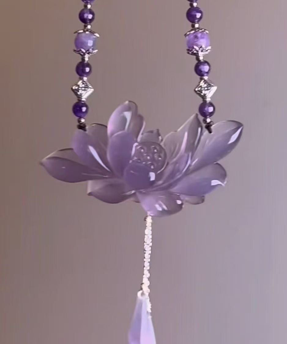 Damhalsband med Lotus- och Pärldetalj Retro Stil 4