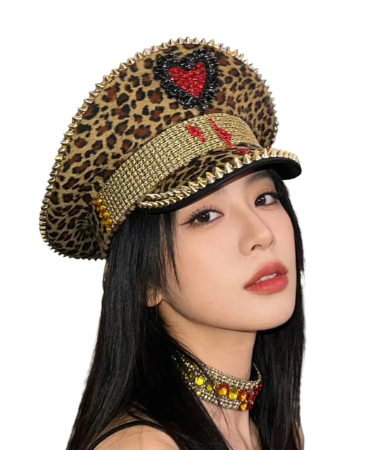 Damhatt med platt brätte och leopardmönster 0