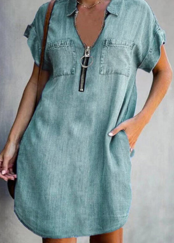 Damklänning med Peter Pan-krage och patchworkdesign 4