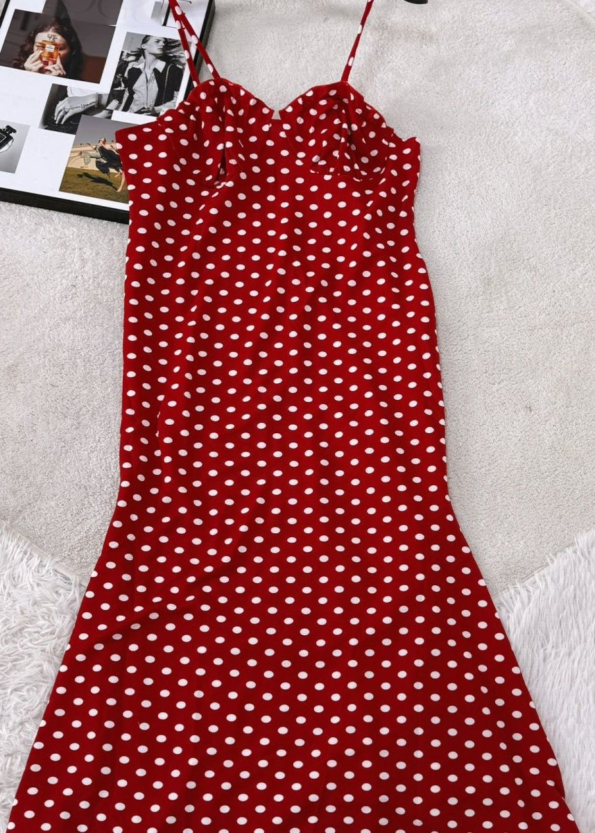 Damklänning med kall axel och prickigt mönster 3