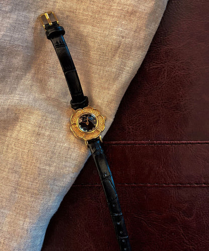 Damklocka med Camellia Quartz-rörelse och läderlegeringsarmband 2