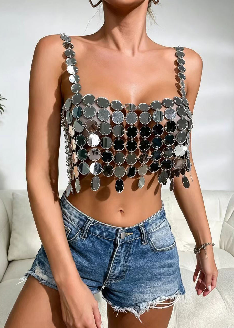 Damlinne med paljettdetaljer och cut-out design 1