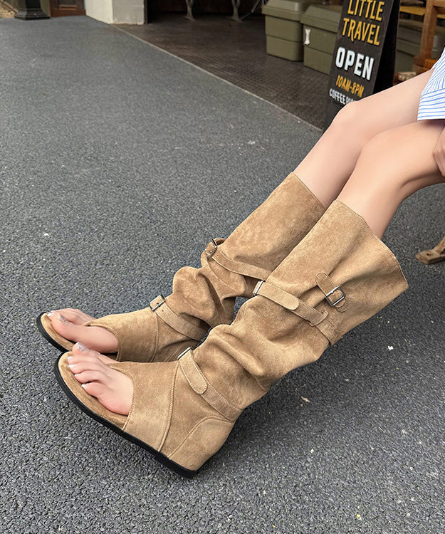 Damstövlar med kilklack och peep toe design 4