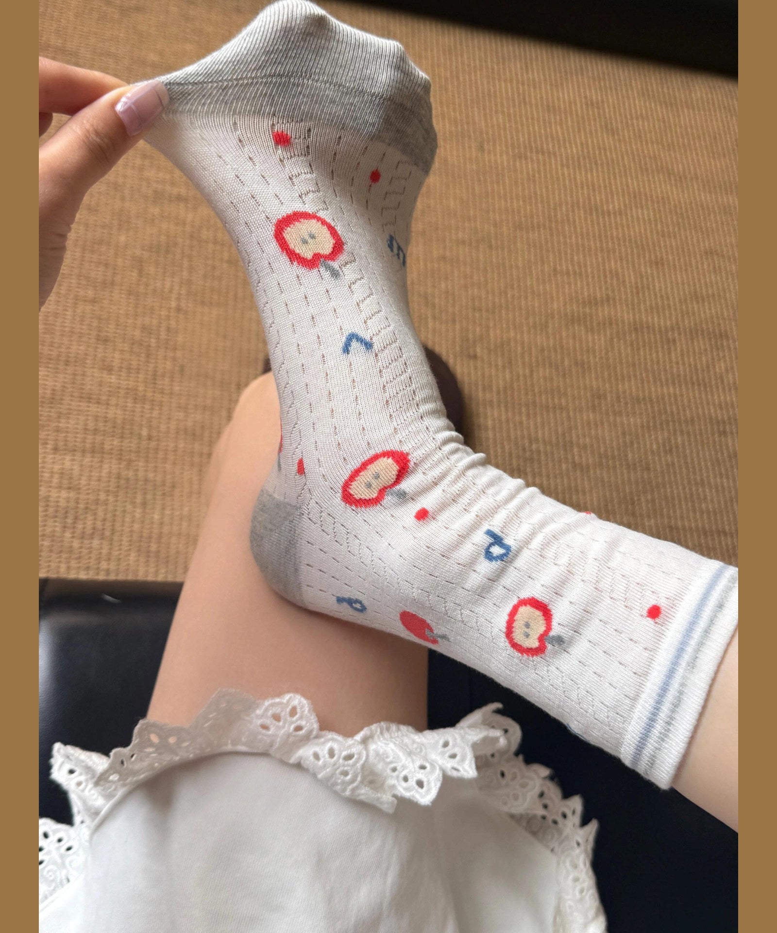 Damstrumpor Mid Calf Jacquard Stilren 4