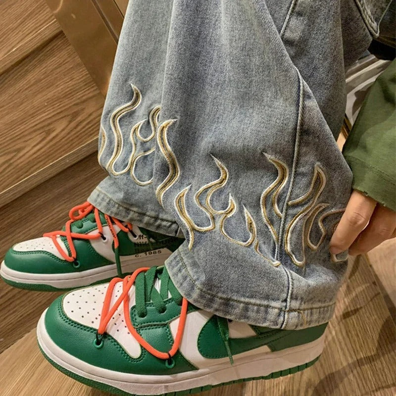 Herr Jeans med Unik Elddesign i Mjuk Denim 2