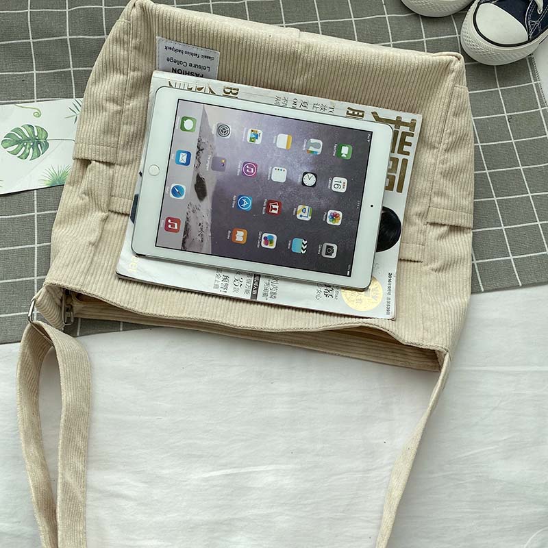 Kvinnors Axelväska i Tidlös Design 3