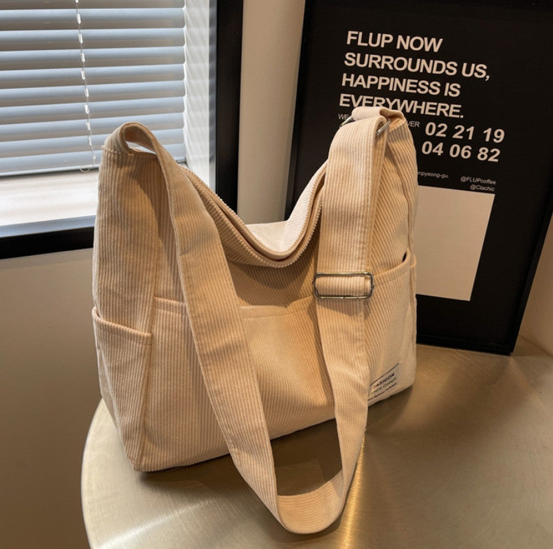 Kvinnors Axelväska i Tidlös Design 5