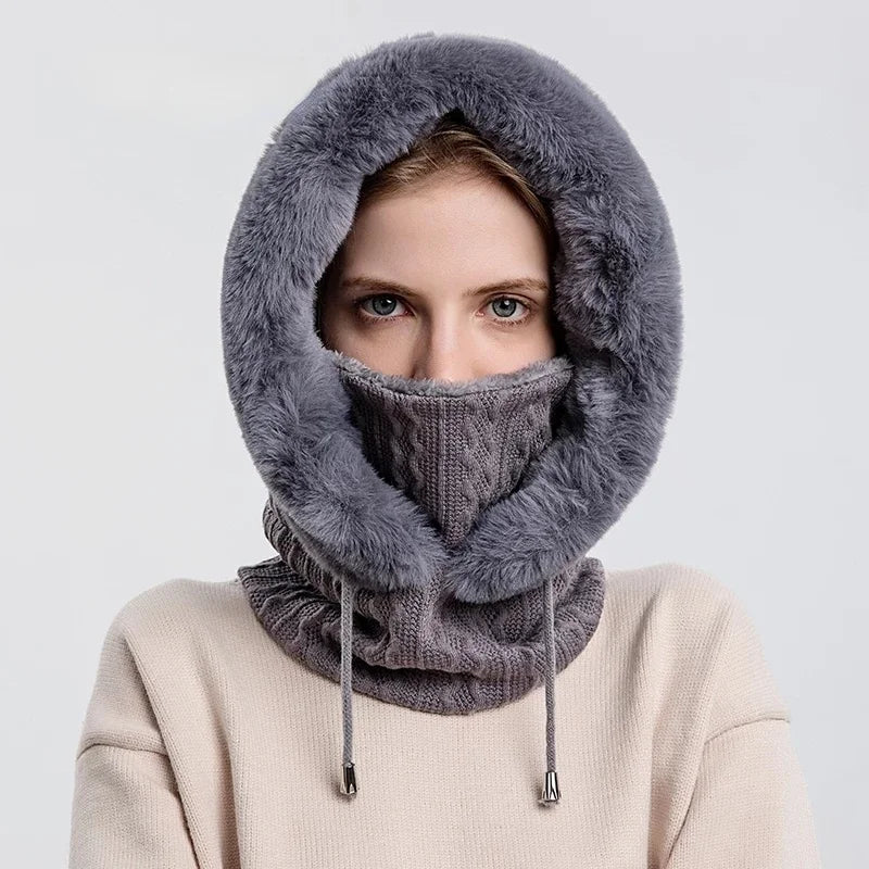 Kvinnors Balaclava med Kabelstickad Design 4