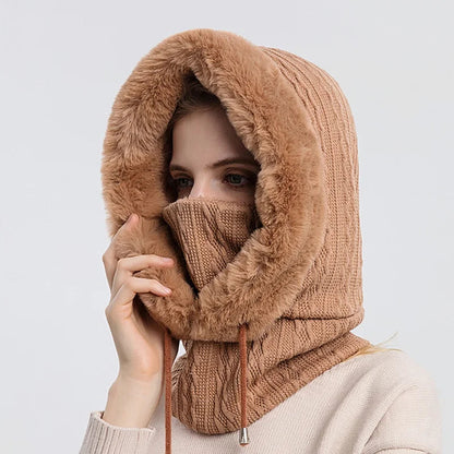 Kvinnors Balaclava med Kabelstickad Design 6