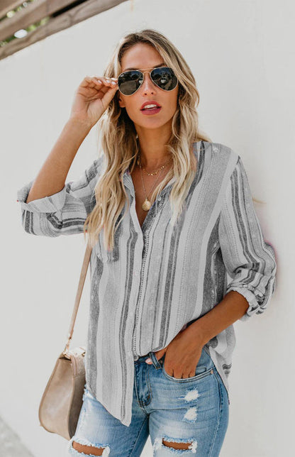 Kvinnors Button-Up Top med Vändkrage i Randigt Linne 3