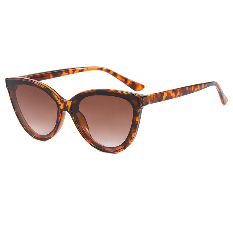 Kvinnors Cat-Eye Solglasögon Med Modern Design 7