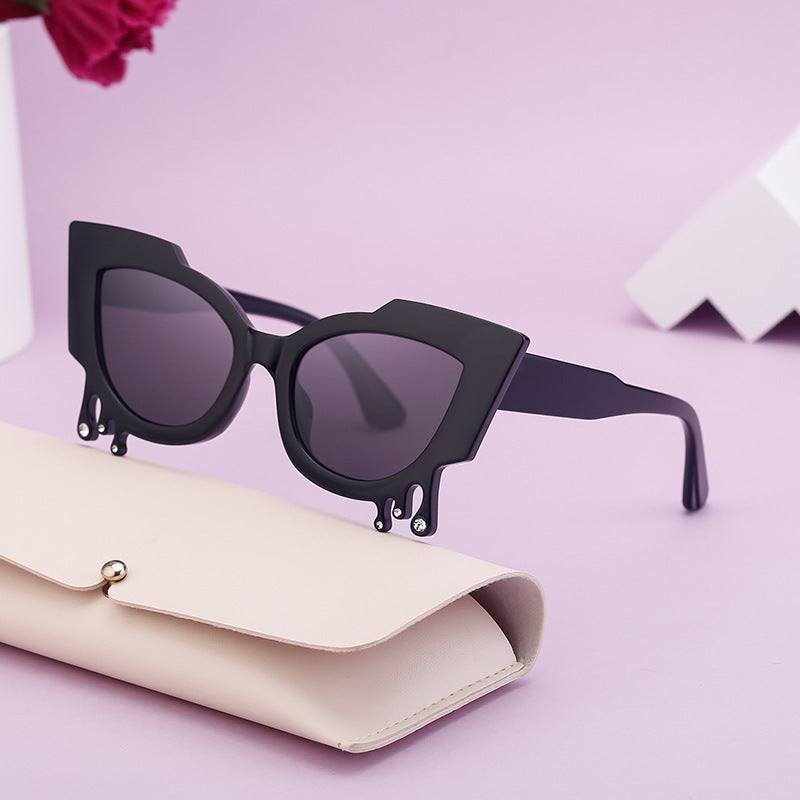 Kvinnors Cat Eye Solglasögon med Unik Design 2