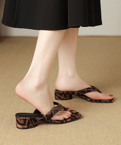 Kvinnors Chunky Heel Flip Flops Leopardmönster 3
