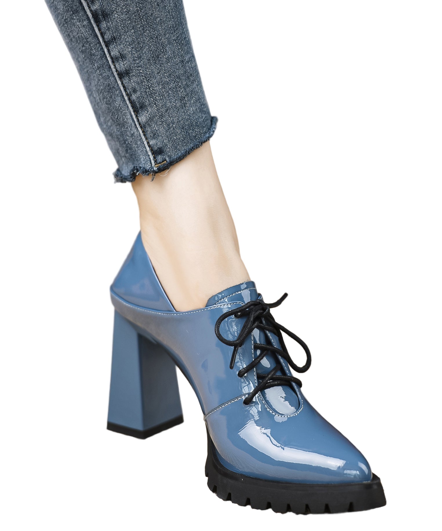 Kvinnors Chunky Klackskor i Läder med Korsade Remmar 0