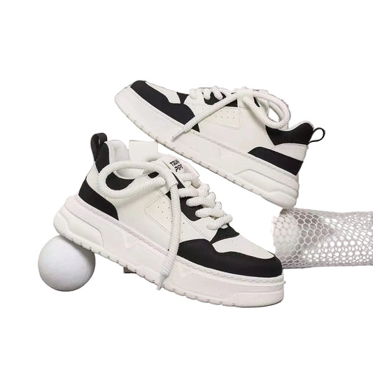 Kvinnors Chunky Sneakers Trendig Design 0