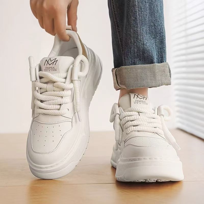 Kvinnors Chunky Sneakers Trendig Design 3