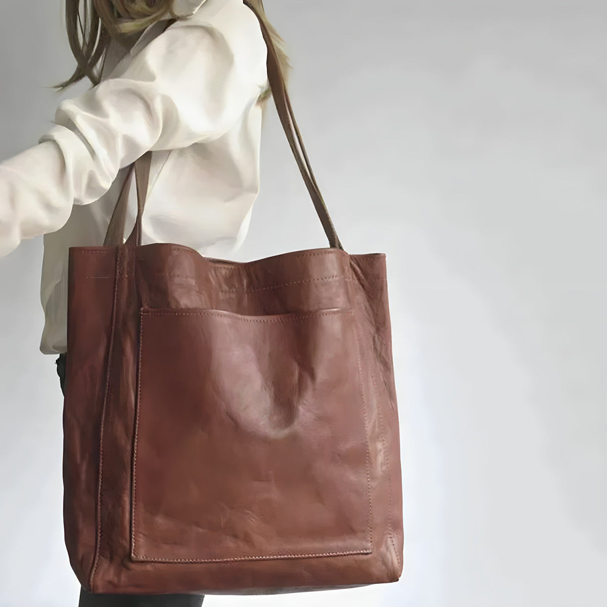 Kvinnors Handgjorda Läderväska med Tidlös Design 2